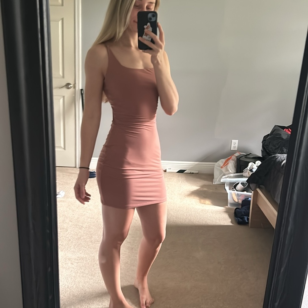 Alphalete ultra soft allure dress in blush